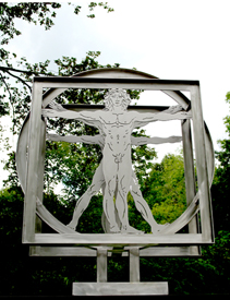 Vitruvian-Man-Sculpture